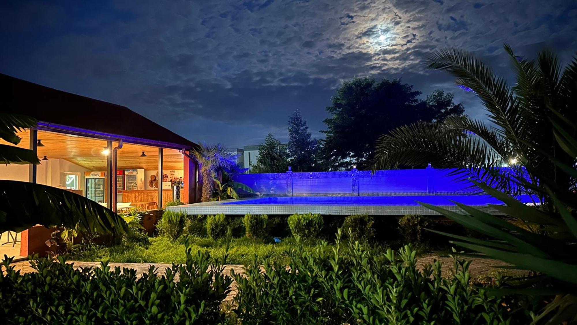 Hotel Mirage อูเรคี ภายนอก รูปภาพ